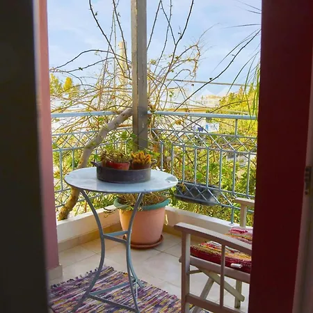 Patra's Elevated Paradise With Scenic Roofgarden 3*